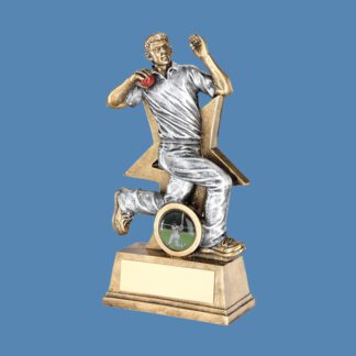 Cricket Bowler Trophy BK2/6