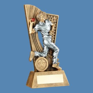 Cricket Bowler Trophy JR6-RF137